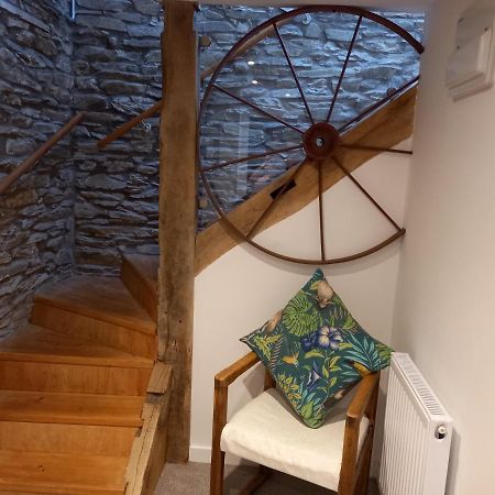 Hay Barn, Penrheol Farm, Unique Barn Conversion Білт-Веллс Екстер'єр фото